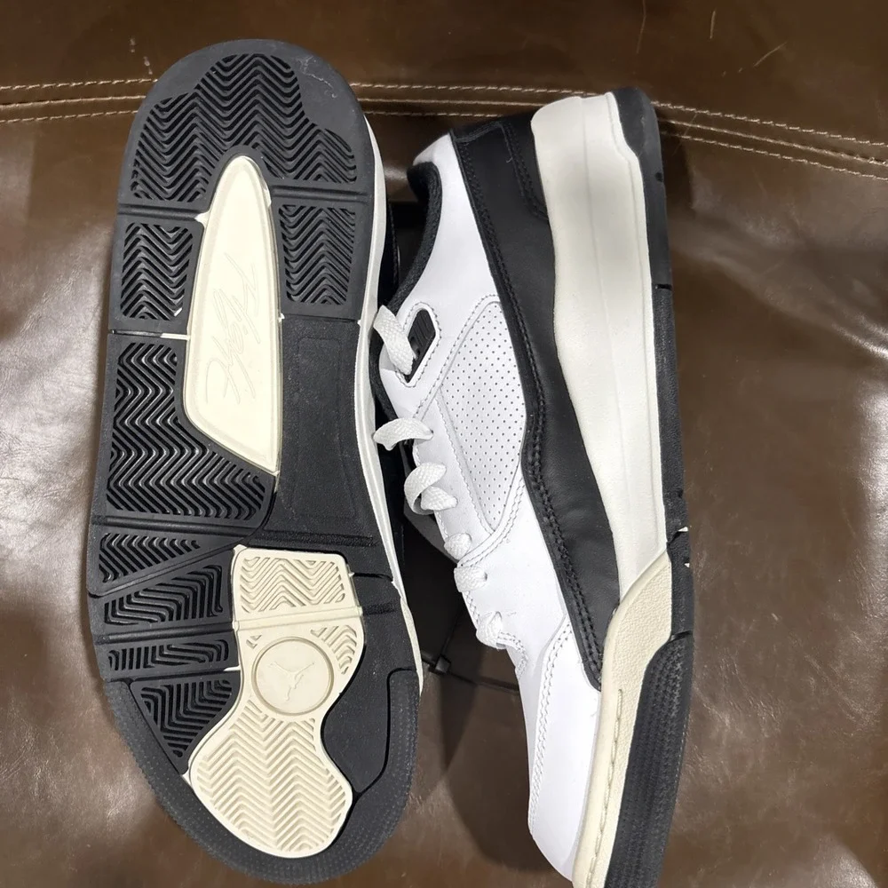 Size 10.5 - Air Jordan Flight Court White Sail Black